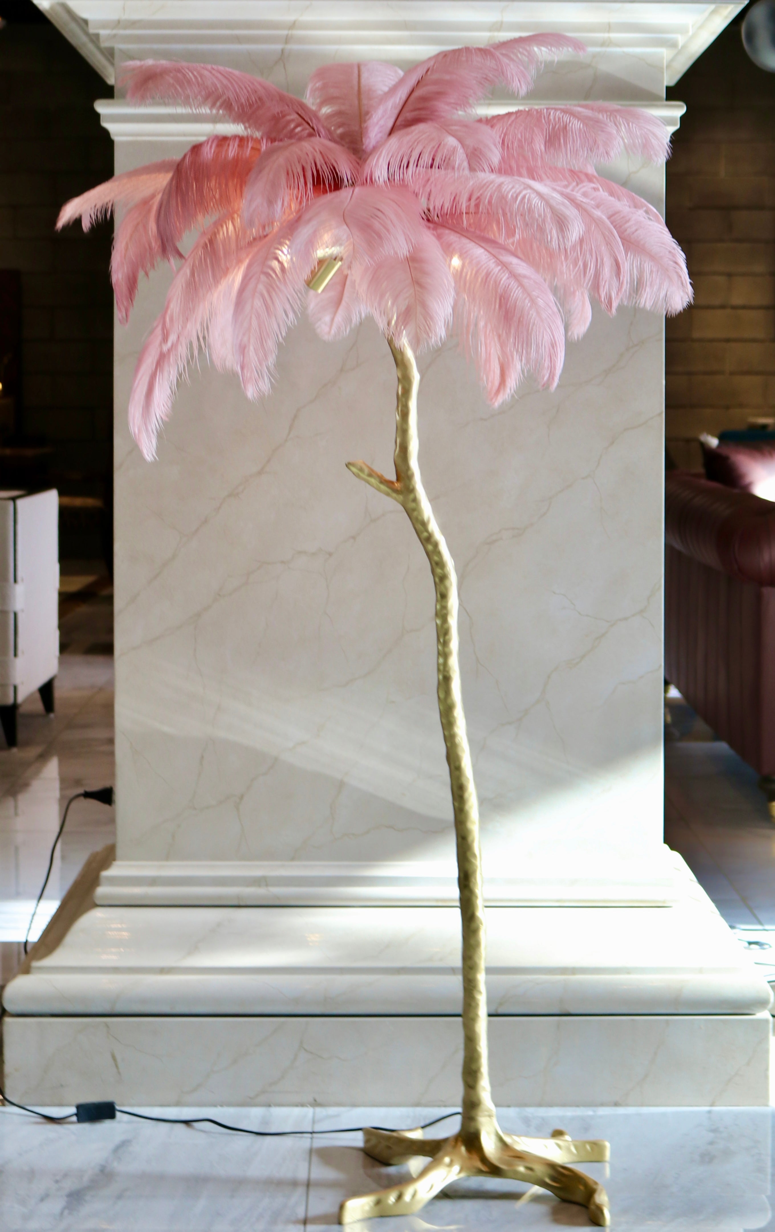 FEATHER FLOOR LAMP